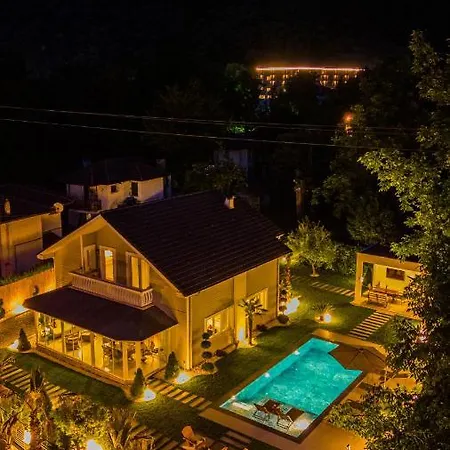 Terra House Сапанча