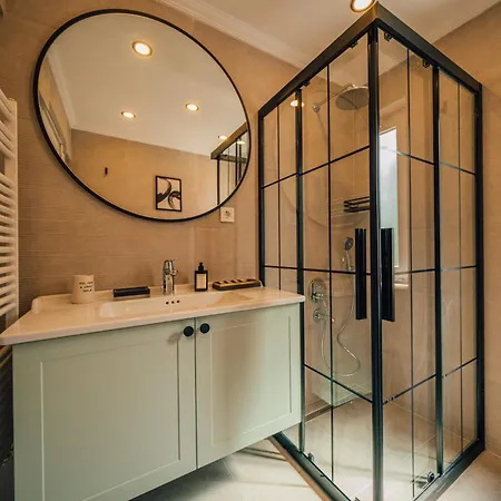Terra House Вилла *