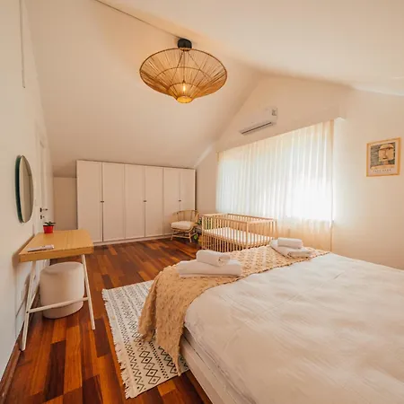 Terra House Вилла Сапанча