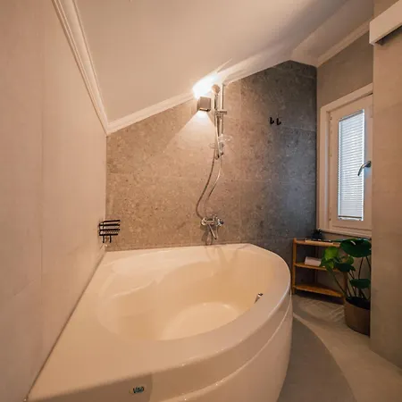 Вилла Terra House Сапанча